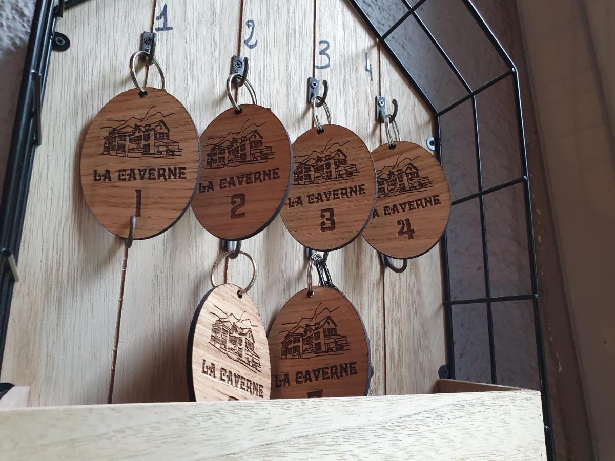 Auberge La Caverne ลารองส์ ภายนอก รูปภาพ